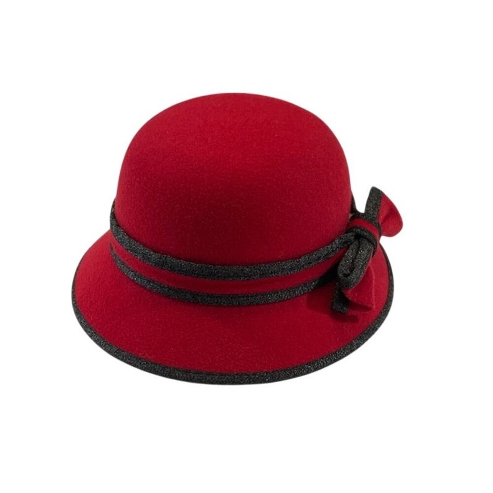 Vintage Addie & Tate toddler/child red wool cloche hat.